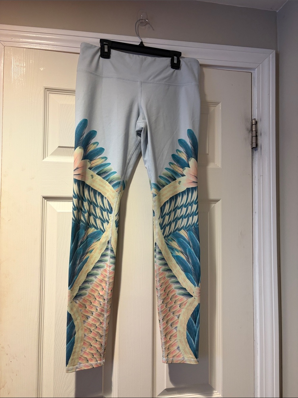 ALO Yoga Women's Leggings with Blue Teal and Pink Feather Print